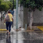 Vaguada y onda tropical provocarán lluvias en algunas zonas del país