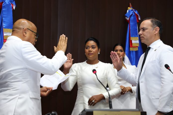 Pleno de la Cámara de Diputados escoge a Alfredo Pacheco como presidente para el período 2024-2025