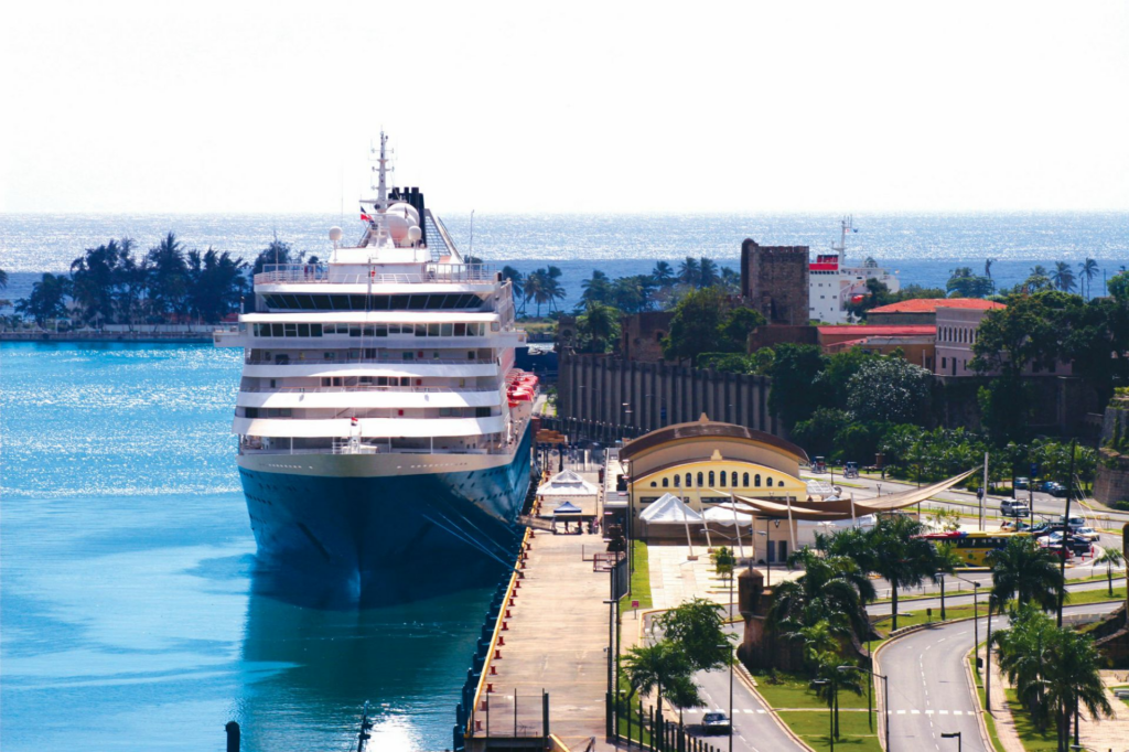 El Ministerio de Turismo de República Dominicana lleva el paraíso al Seatrade CruiseMed 2024 en Málaga.