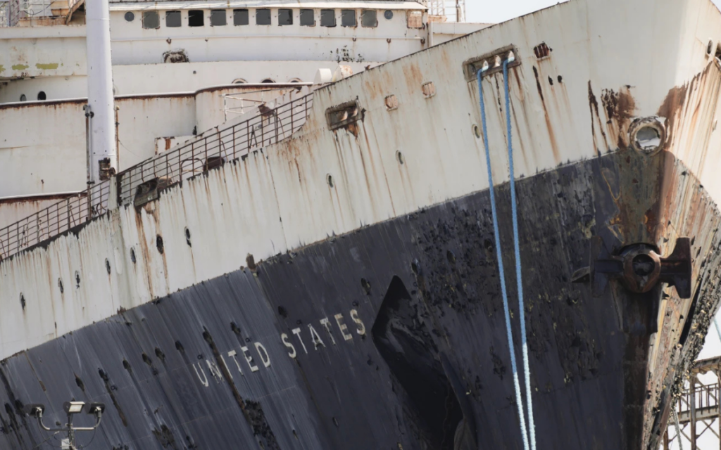 Un barco histórico se convertirá en el arrecife artificial más grande del mundo