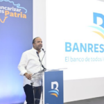 Benefician a cientos dominicanosdurante la séptima jornada de “Bancarizar es Patria”